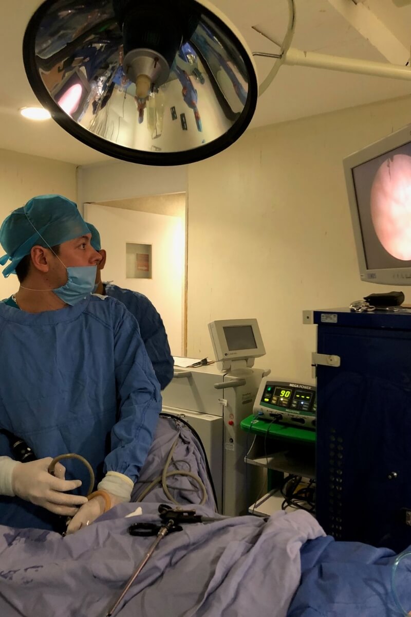 about-dr-angel-gurrola-urologo-durango